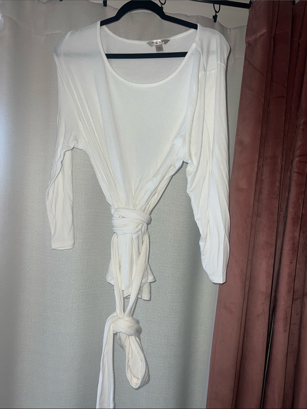 Banana Republic Threadsoft White Long-Sleeve Tie Front Top Size XXL